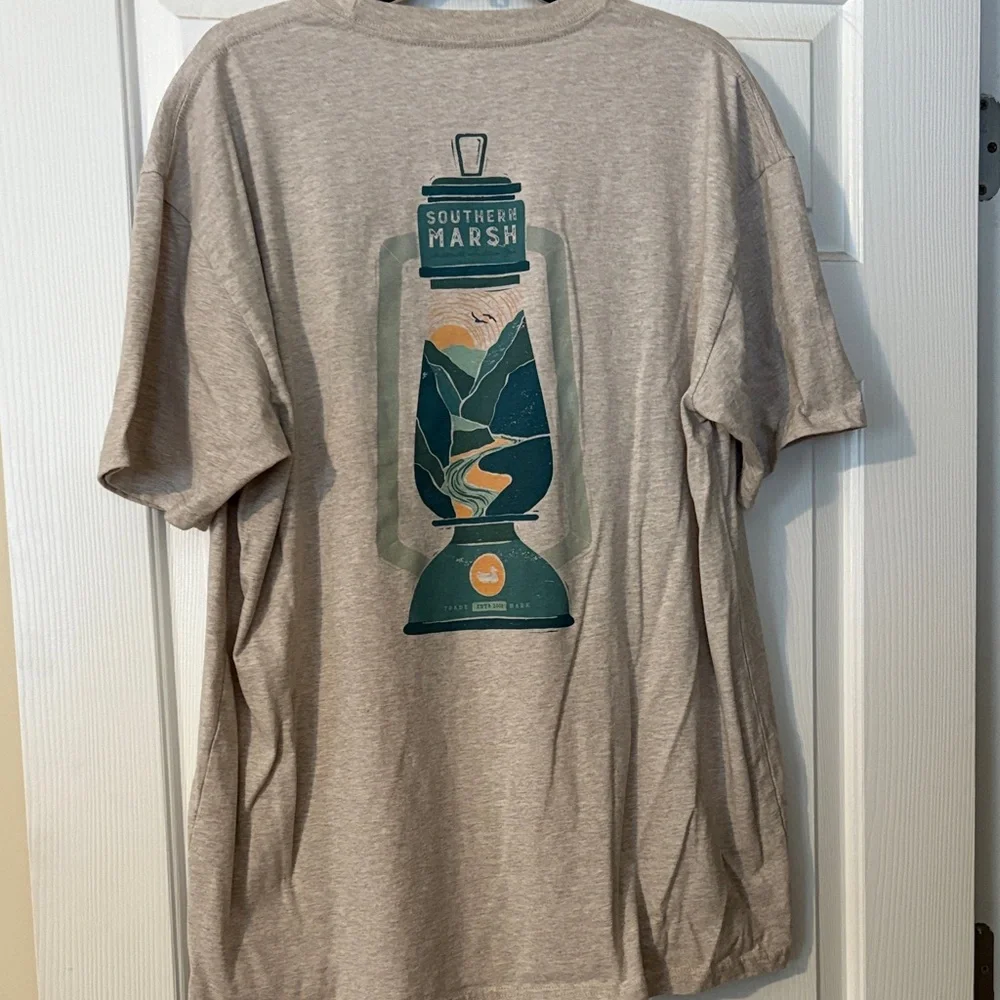 Southern Marsh Beige T-Shirt with Artistic Graphic - Picture 2 of 5
